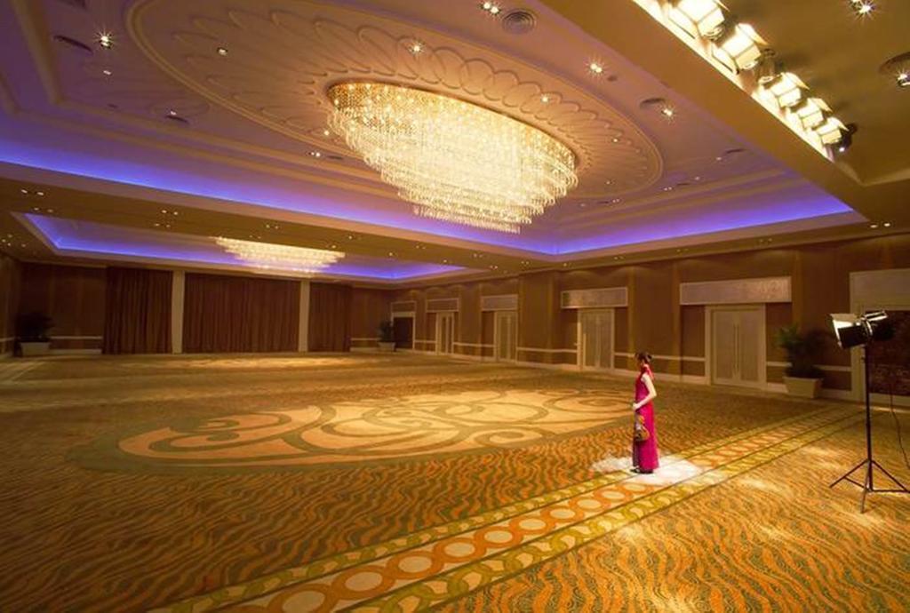 New Century Grand Hotel Kajfeng Kültér fotó
