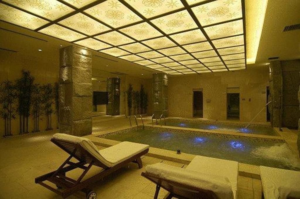 New Century Grand Hotel Kajfeng Kültér fotó